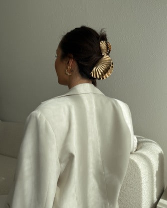 Icon Shell Claw Clip Gold