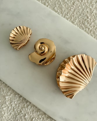 Mini Icon Shell Claw Clip Gold