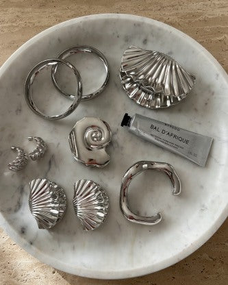Mini Icon Shell Claw Clip Silver