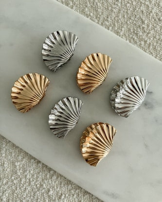 Mini Icon Shell Claw Clip Silver