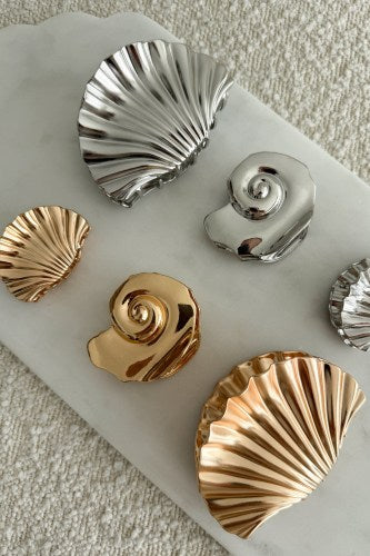 Swirl Shell Claw Clip Gold